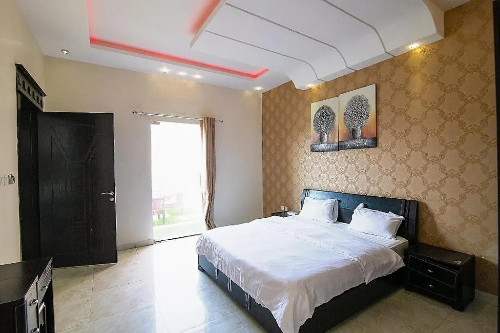 Alremal Resort منتجع شاليهات انوار الرياض